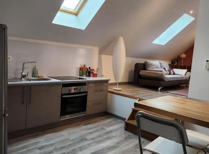 Calme Le Clos De Renee Holiday home *